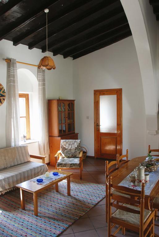 Apartamento Kontoyiannis House Kalavasos Exterior foto